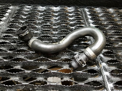 06 07 08 09 10 BMW 650i E63 Radiator Coolant Hose Pipe OEM