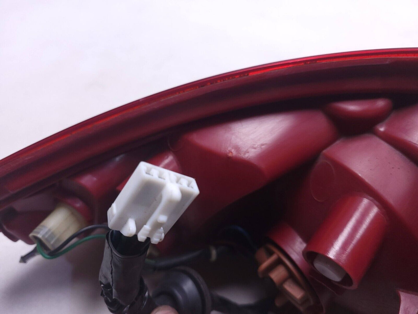 2007-2009 Hyundai Santa Fe Tail Light Left Driver Side OEM