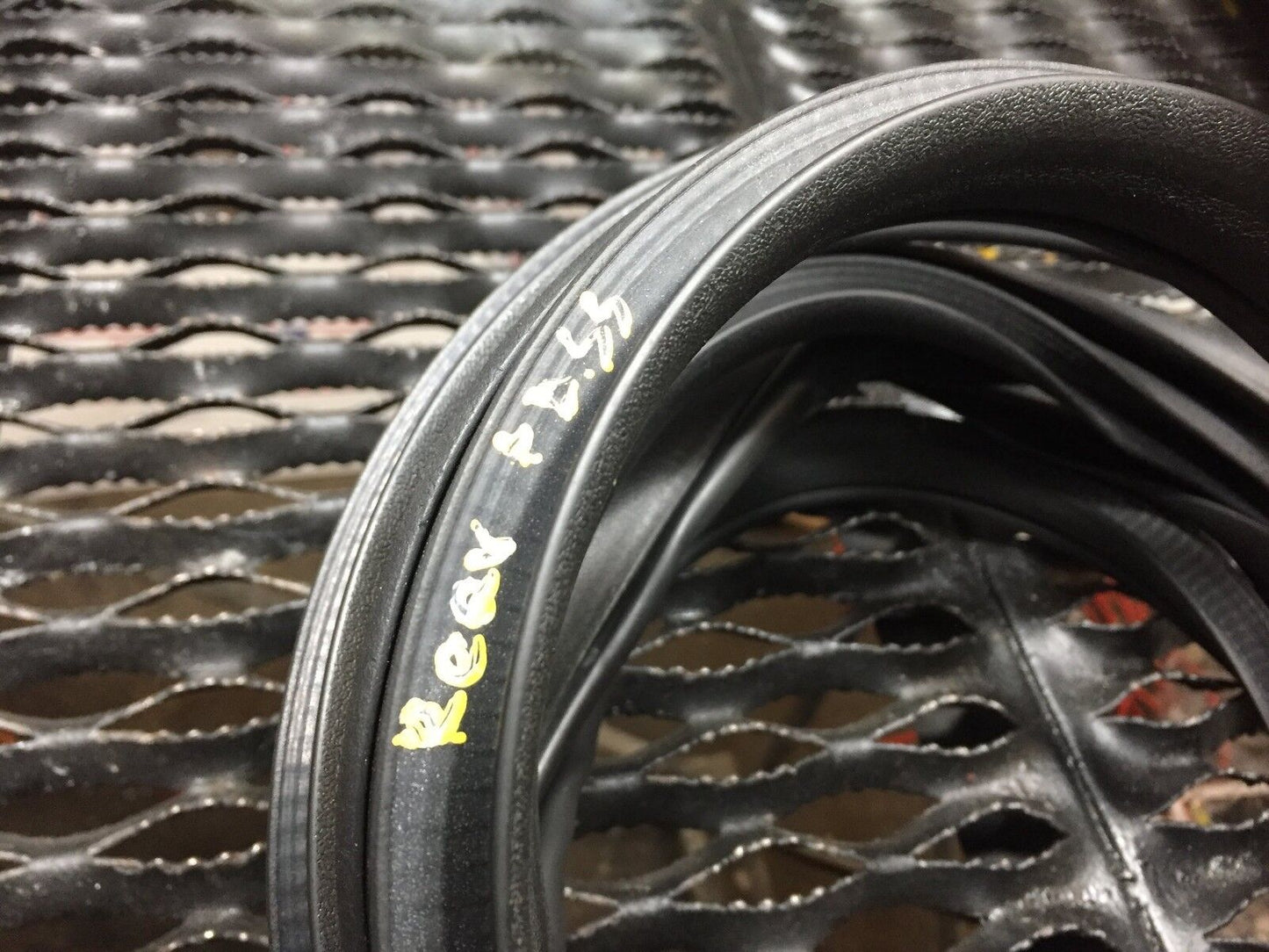 10 11 12 13 14 Subaru Legacy Rear Right Pass Door Weatherstrip Seal OEM