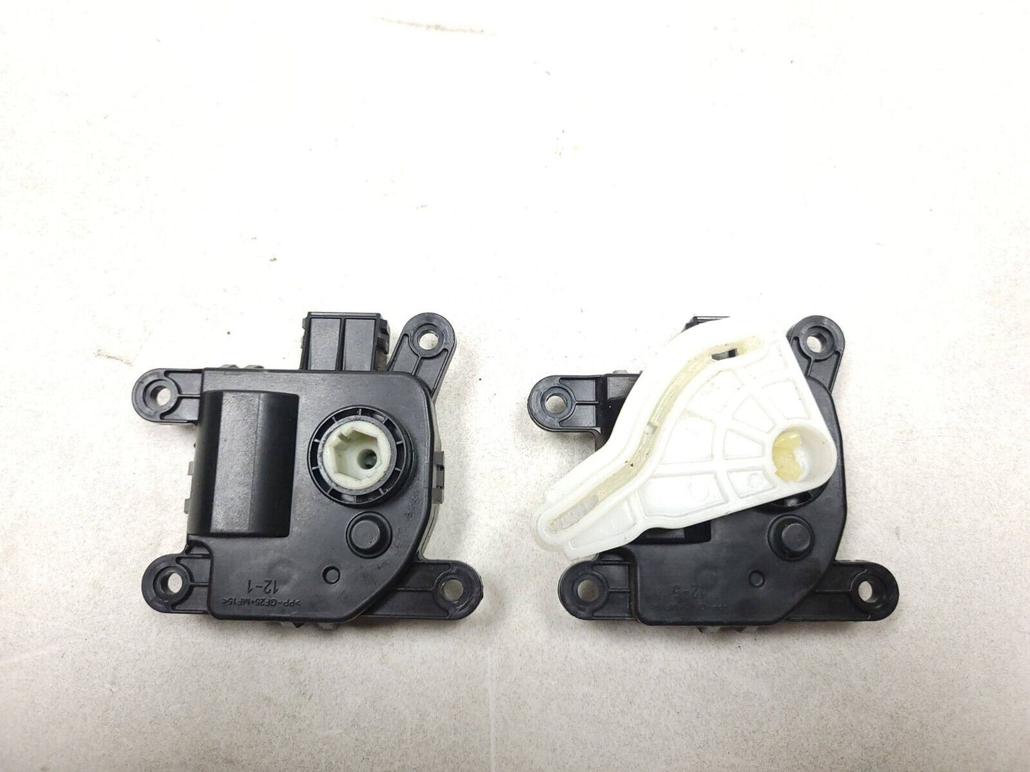 2013-2016 Genesis Coupe HVAC Flap Door Actuator Motor 3pcs OEM