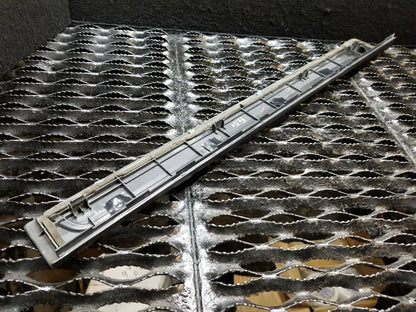 06 07 08 Infiniti Fx35 Front Door Sill Scuff Plate Left Driver Side OEM