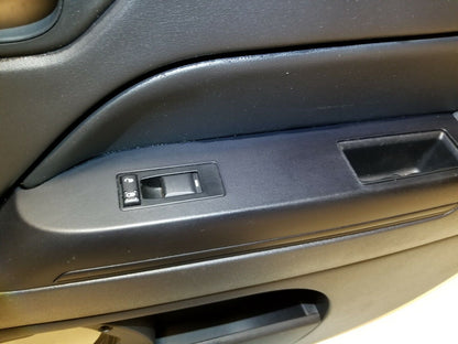 12 13 14 15 16 Jeep Patriot Front Right Pass Door Trim Panel OEM 54k