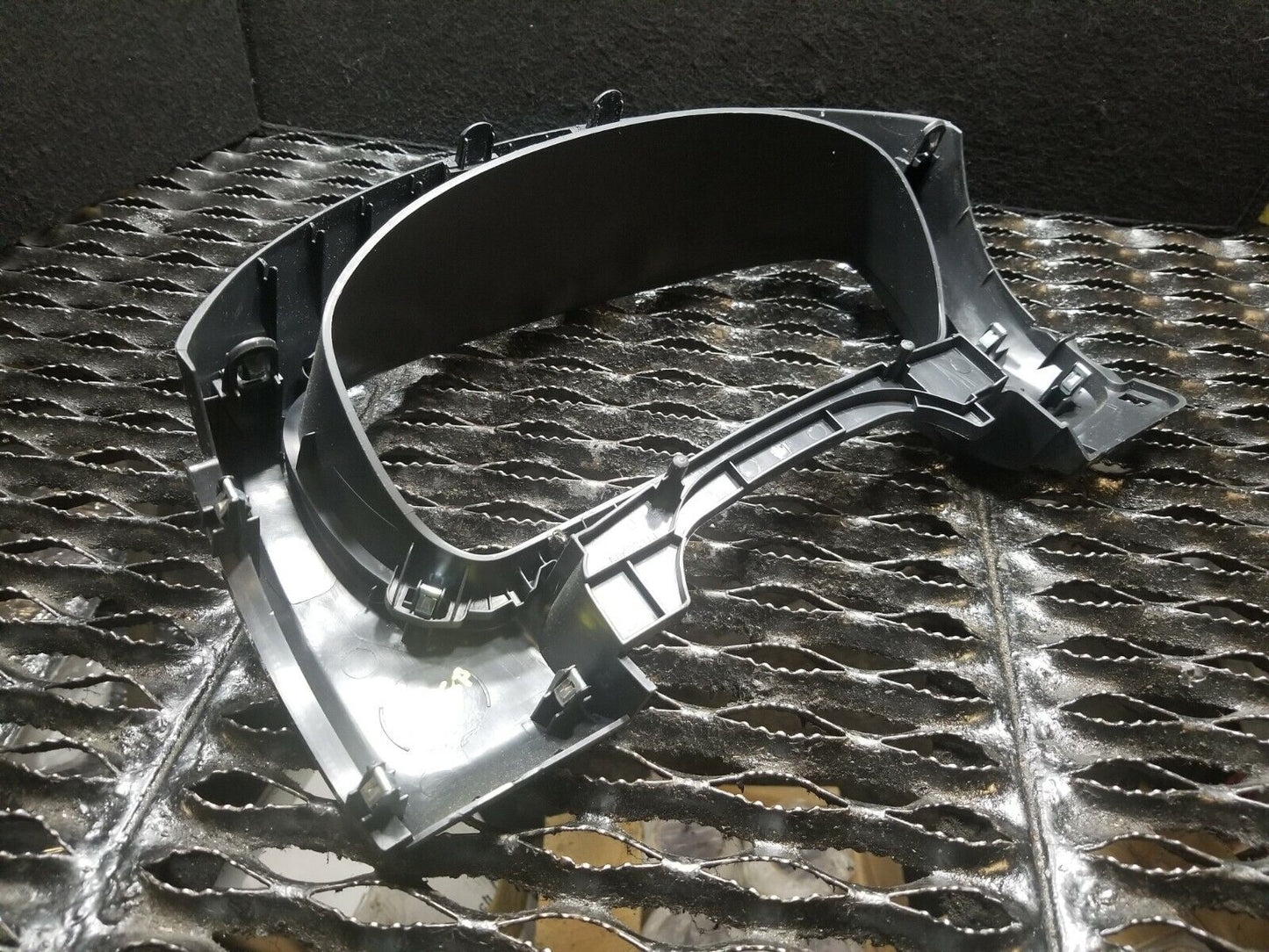 13 14 15 16 17 Nissan Versa Speedometer Instrument Cluster Bezel Trim OEM