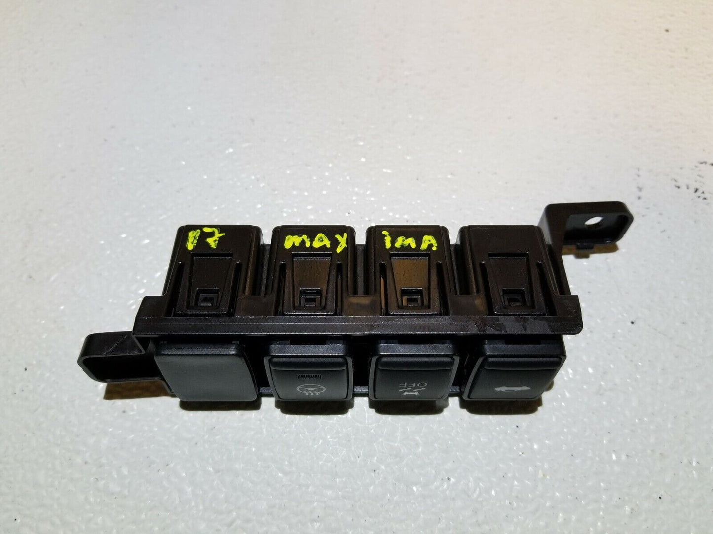 16 17 18 Nissan Maxima Traction Control Trunk Release Steering Heat Switch OEM