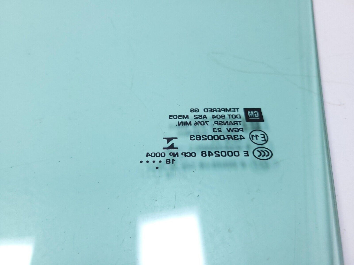 18 19 20 21 Chevrolet Equinox Door Window Glass Front Right Passenger Side OEM